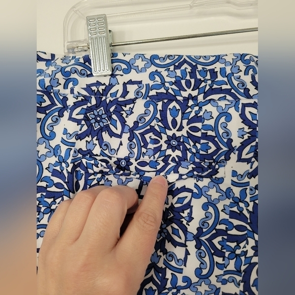 Milly for Designnation Blue Floral Geometric Paisley Design Cropped Pant Size 8 - Picture 11 of 11